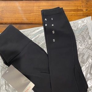 Lululemon 2020 Seawheeze aligns 25”